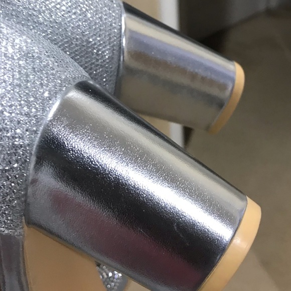 Sparkly silver rhinestone block heels - Picture 12 of 14